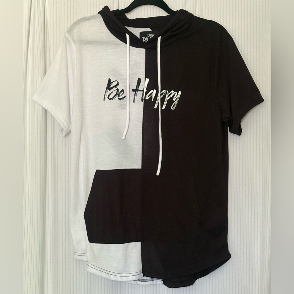 Urban Black Shirt Short Sleeve Hood & Front pouch pocket Black White Small